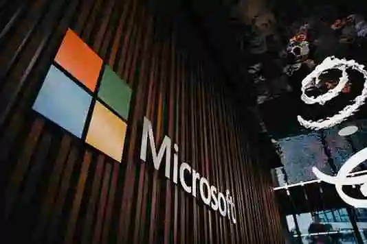 Investimento Microsoft Italia IA