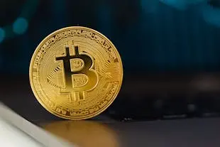 btc Bitcoin valore crollo criptovalute ultima ora